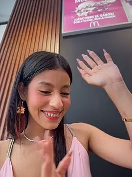 Alejandra_ospina - FINGERING PUSSY + SPIT PUSSY + TOPLES🥵