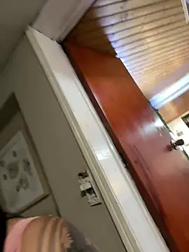 Peachy_pink18 - Flash pussy