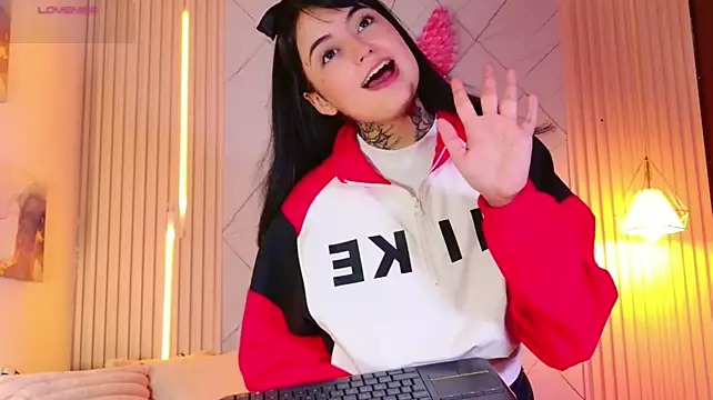 Lilith_Ink99 - FINGERING MY WET PUSSY🌺🌺