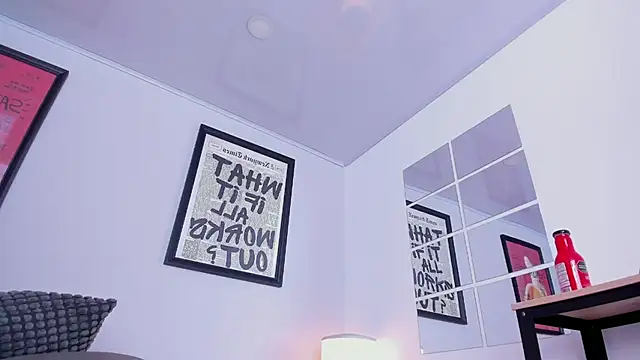 Caroline_dh - inside fingers in my pussy