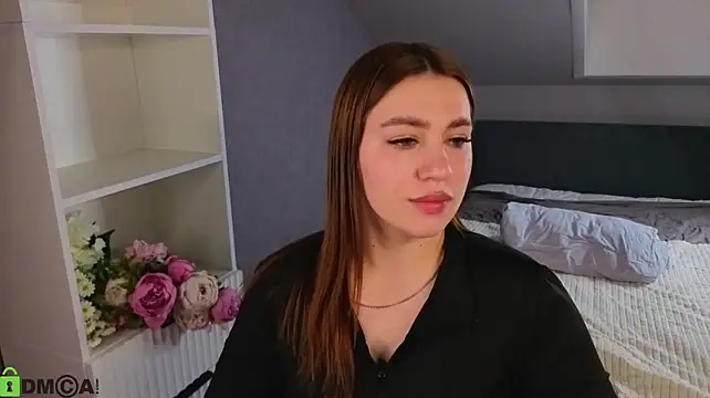 Mary-Forrest - TAKE OFF PANTIES + CUM SHOW