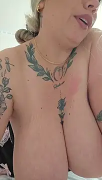 Natalygolden69 - slap boobs