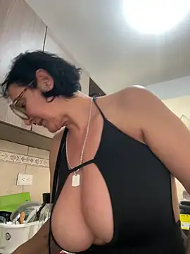 Star_anastasia - Oil in boobs
