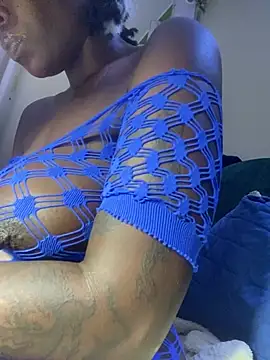 Vivi_na19 - FUCK BOTH HOLES SQUIRT GIRL