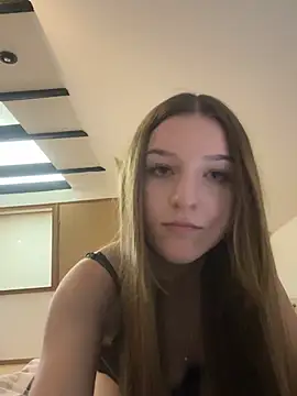 MyCherryKiss - Show Booty and Twerk in Doggy🍑