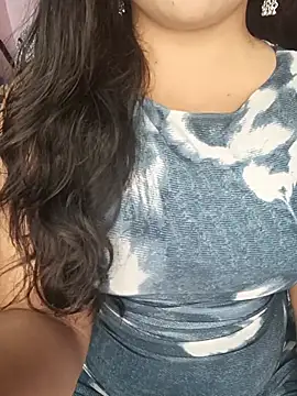 Cute__Neha - Put oil on boobs