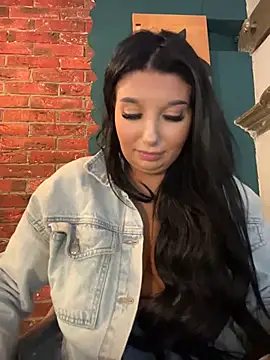 Tisha_Busty - PANTIES in MOUTH+Rub Pussy near people