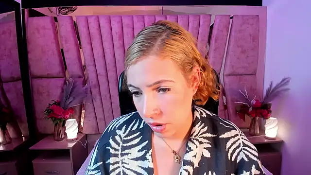 AmilaValentine - tits chow 🍒💋