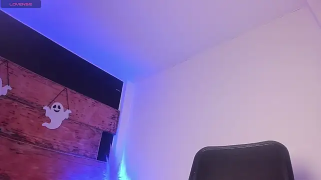 Fernanda_liie_ - oil in ass + 3 spanks