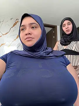 Sweetmuslim01 - feed my naked friend 🥵🥛