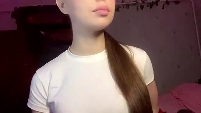 BerneiceSanner - Tease my neck