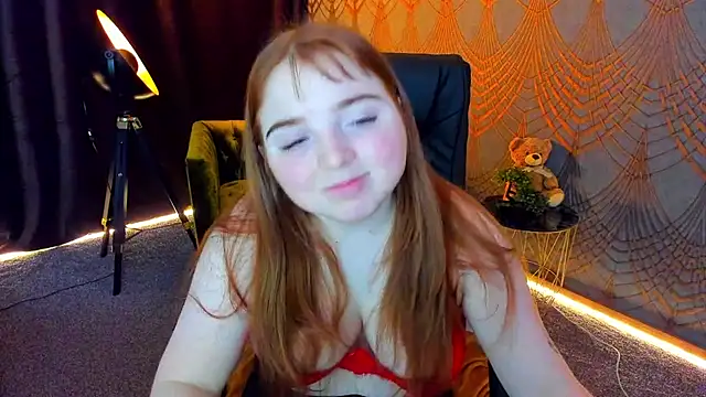 KattyRose8 - spankings on the butt