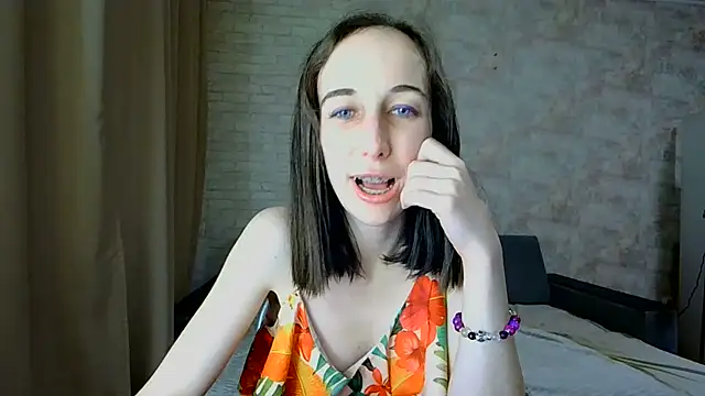 Anika_bloom