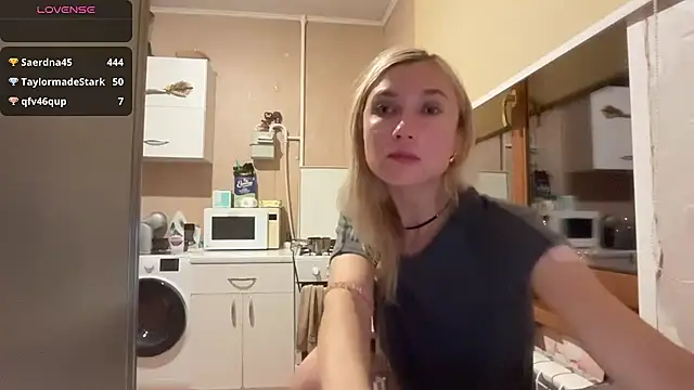 AngelJeni's Live XXX Chat