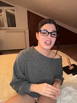 Vanessafasanellivip - Cavalcata su cazzo vero (tette da fuori)