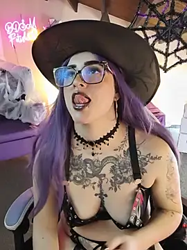 LilithDark666 - Gag in mouth +3 min lush😈💦