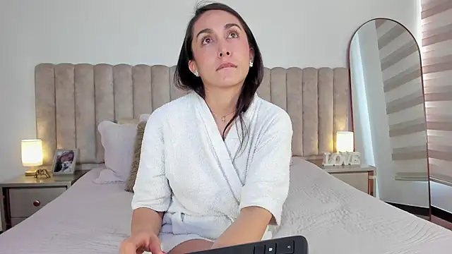 Sophie_Restrepo - Give me a powerful orgasm 🔥🔥💦💦