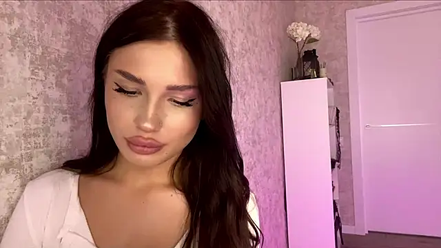 ShantellBuhrman - Make my top wet