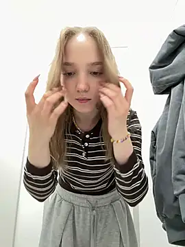 Bambi_lu - lick n kiss camera🥰