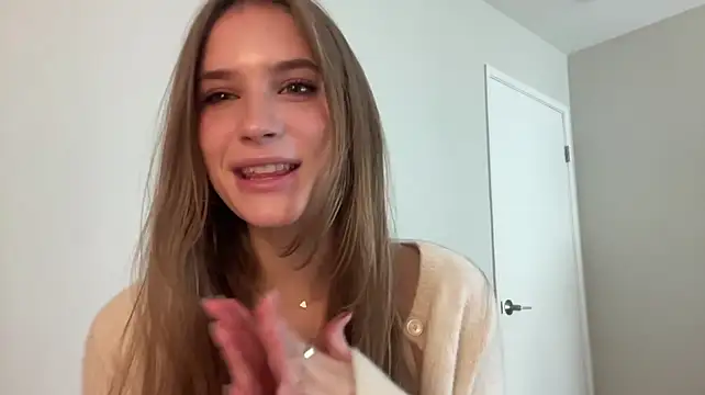 LynellMilleson - airkisses for you <3