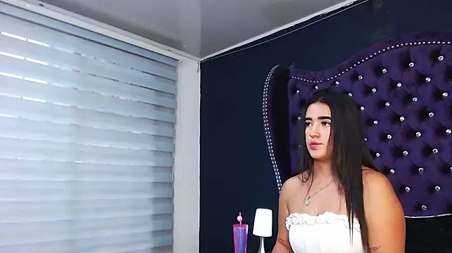 Emmie_lee_ - ANAL FUCK WITH FINGER