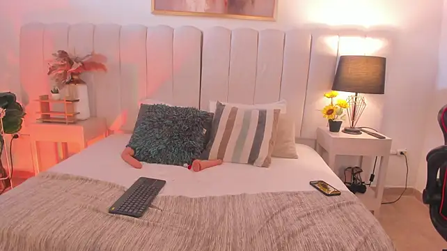 Leah_bloom_ - striptease and fuck my pussy