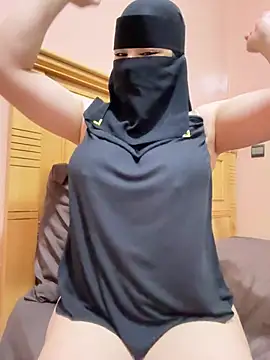_Laiali_ - انا قحبتك يافحلي 🔥🔥🔥