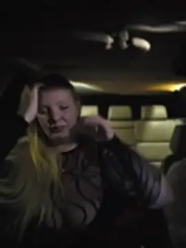 QueenMelissaa - Blowjob car