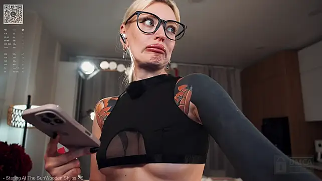 LinaKinky - Massage of this juicy Butt Close-up