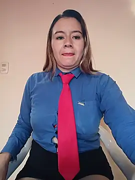 Hannah-colx - Remove bra and smooth breasts