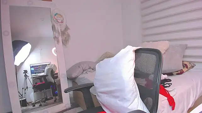 SharonVelvet - open ass