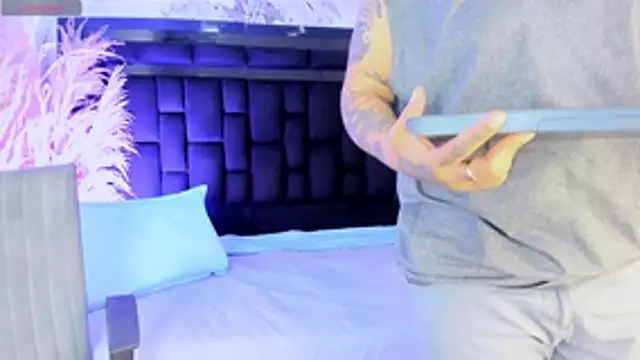 CasperMilers - striptis +suck dildo 🍆💦