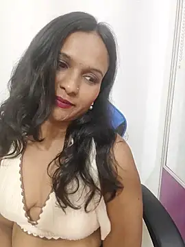 Dipak_kalal_chudai - PUSSY FINGERING