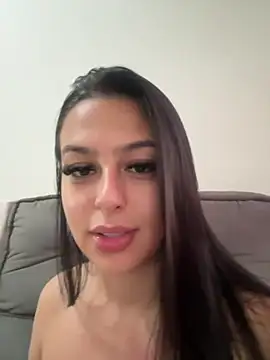 Jujuarantes__2026 - Enfiar pau de borracha na ppk