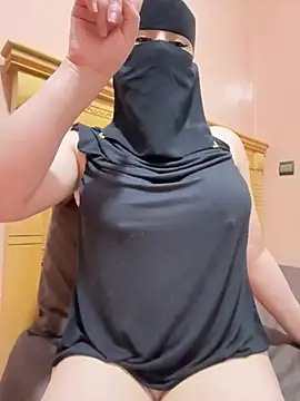 _Laiali_ - انا قحبتك يافحلي 🔥🔥🔥