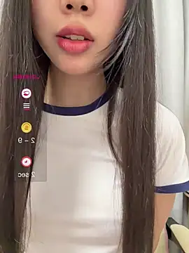 Xinyu789 - 两点二十分自慰喷水60tk