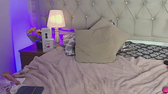 Emely_CaroFg - Plug anal + control domi
