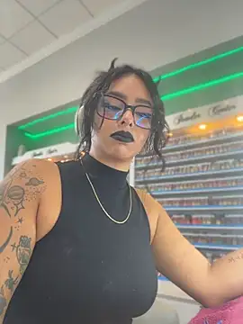 Controllercutie - Ass flash in public