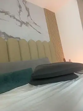 Yennifer_01 - Ride dildo