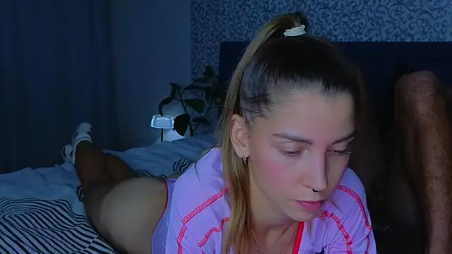 Kristi_Wolf's Live XXX Chat