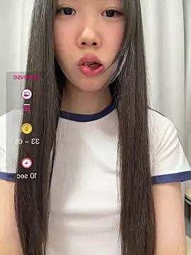 Xinyu789 - 两点二十分自慰喷水60tk