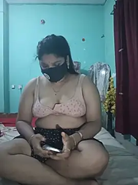 Priya2098 - 017