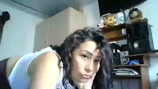 Gaby_trent - 🔥 250 tokens — “¿Te atreves a provocarm