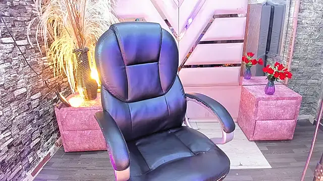Gerogina_Divaio - DILDO INSIDE PUSSY X5 MIN🥵😈