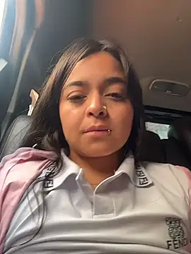 Selene__Ferrer - Show my friend's ass