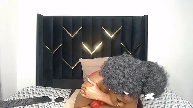 EbonyPoisonCunt - TWERK