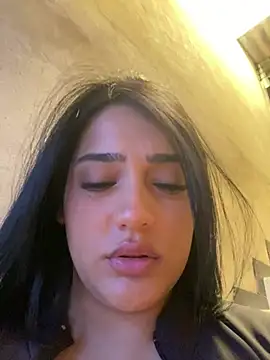 SahanaPrince - Big squirt on the stairs