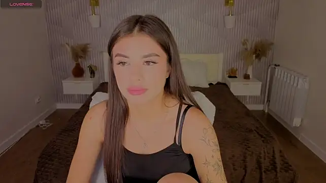 Alisha_Blakee - tease