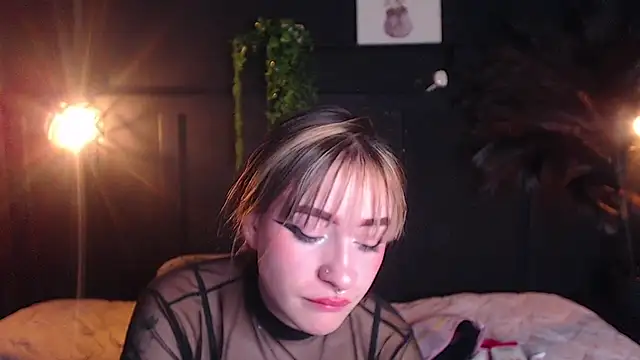 Melodyygirl_ - Plug in ass