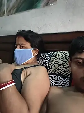Priyadiwani - Cum'e in face facial public